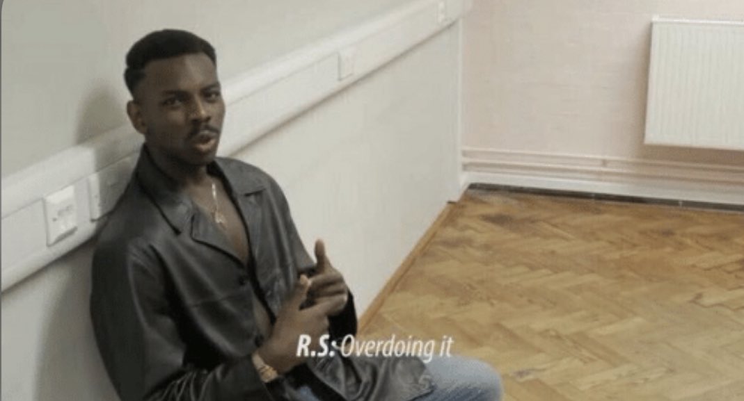 RobbiePoirier10's tweet image. Me every time they show this Masvidal Covington promo on the TV

#UFCVegas49