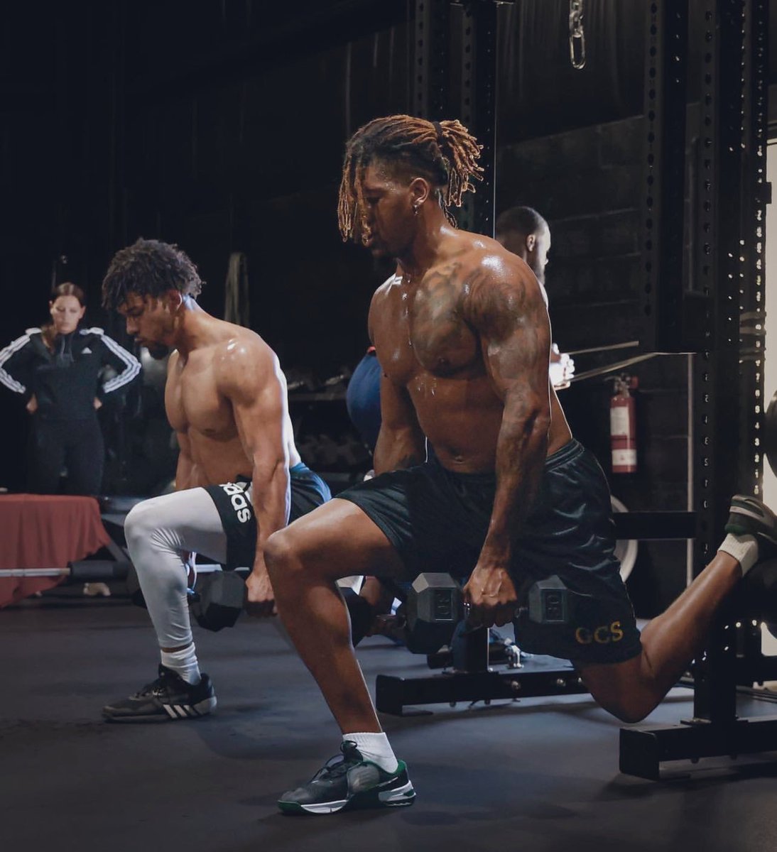 CatchaplayJ's tweet photo. No combine invite? Bet. Pro Day on April 1st. Let’s lock in. https://t.co/e4WNzUiC8r