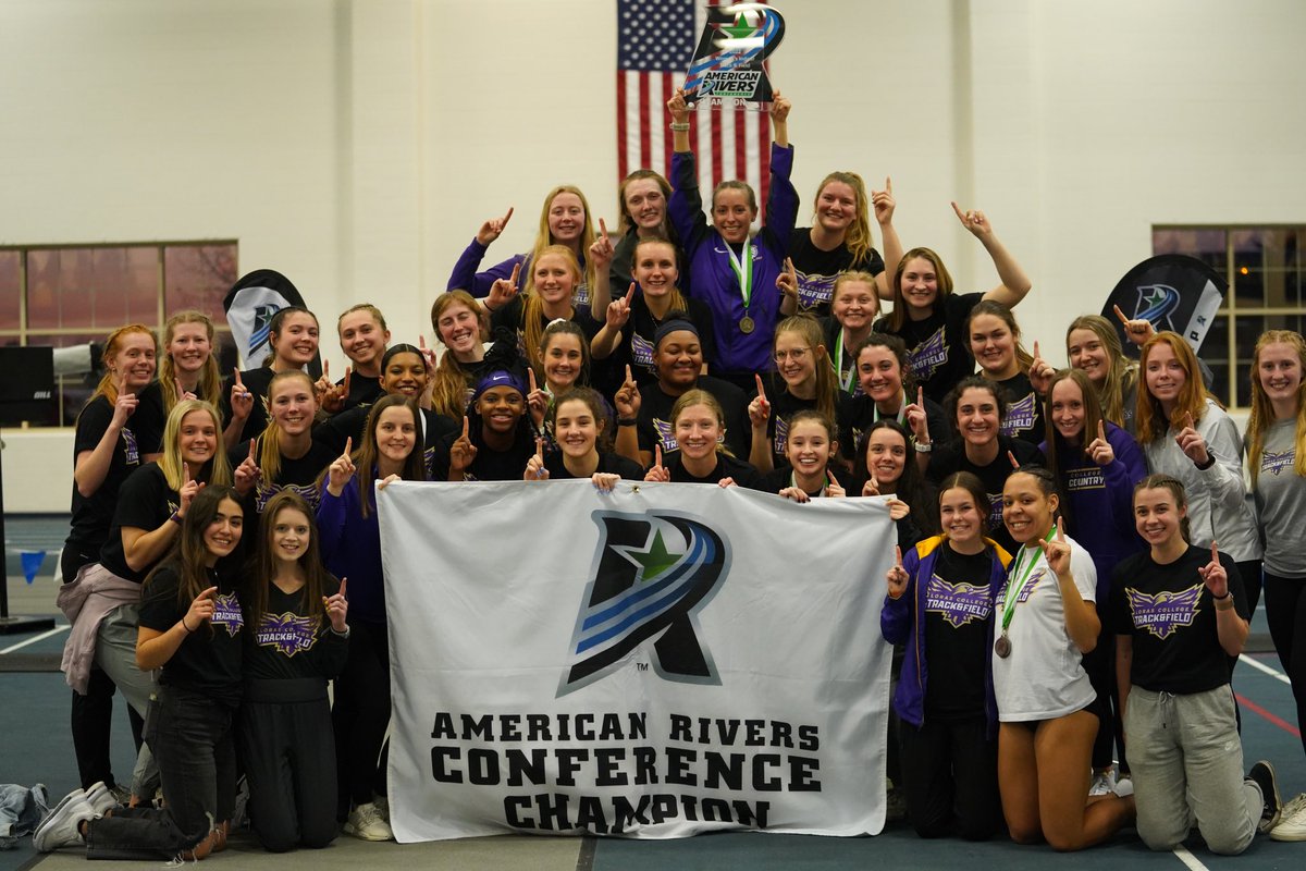 LorasTrack's tweet image. A whole lot to celebrate! Duhawks sweep the @AmerRiversConf Indoor Championship titles!! The men become four-time champions while the women win the program’s FIRST! A full team effort for both squads—we are beyond proud! #GoDuhawks