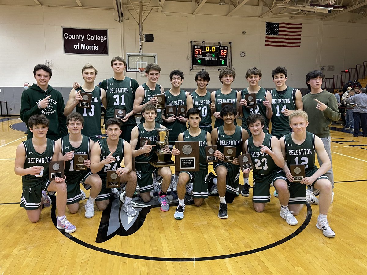Congrats to the 2022 Morris County Tournament Champion <a href="/Delbarton/">Delbarton School</a> Green Wave! 62-57 victory #calledtoWIN