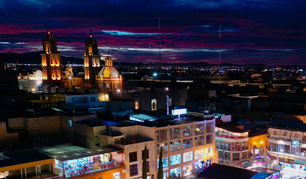 PROYEKTATURISMO's tweet photo. #FelizSabado desde #SanLuisPotosí #SiSalesCuidate 
#UsaCubrebocas 😷
Majestuoso #SLP #DondeLasLeyendasCobranVida👻
Foto by: Ricardo Irak
@webcamsdemexico https://t.co/vVdnjBB78c