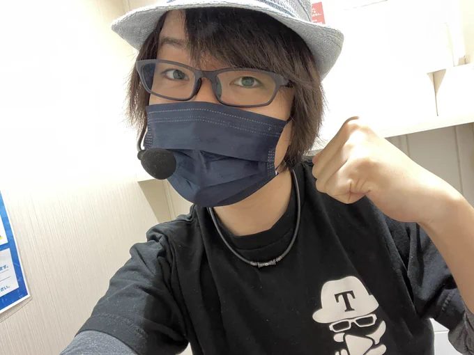 なんか……教室内では地味な感じやけど、部活(吹奏楽部)が始まったらイキイキし始める女の子に似てるなぁ。確実にノートも貸してくれる。俺はこんな感じの子結構好き。

#千葉市市川駅付近
#寺やる457話
#写真撮影は12時と16時にやるやで 