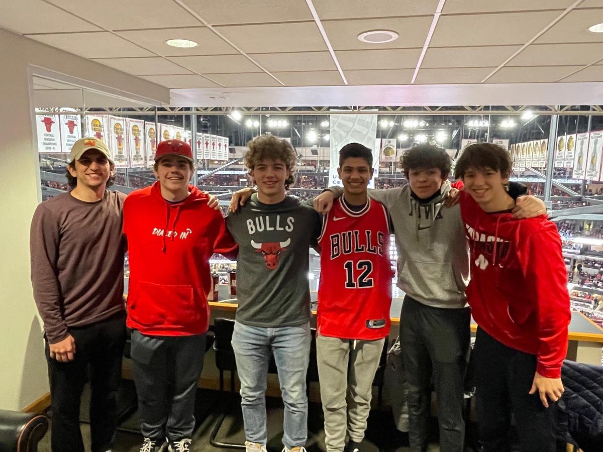 DePaulPrepBSBL's tweet photo. The winning prize for the 2021 Competition Week Champs. Penthouse Suite Tickets for the Chicago Bulls and Memphis Grizzlies game. Enjoy the night fellas, you earned it! https://t.co/gMNDB9y5Ks