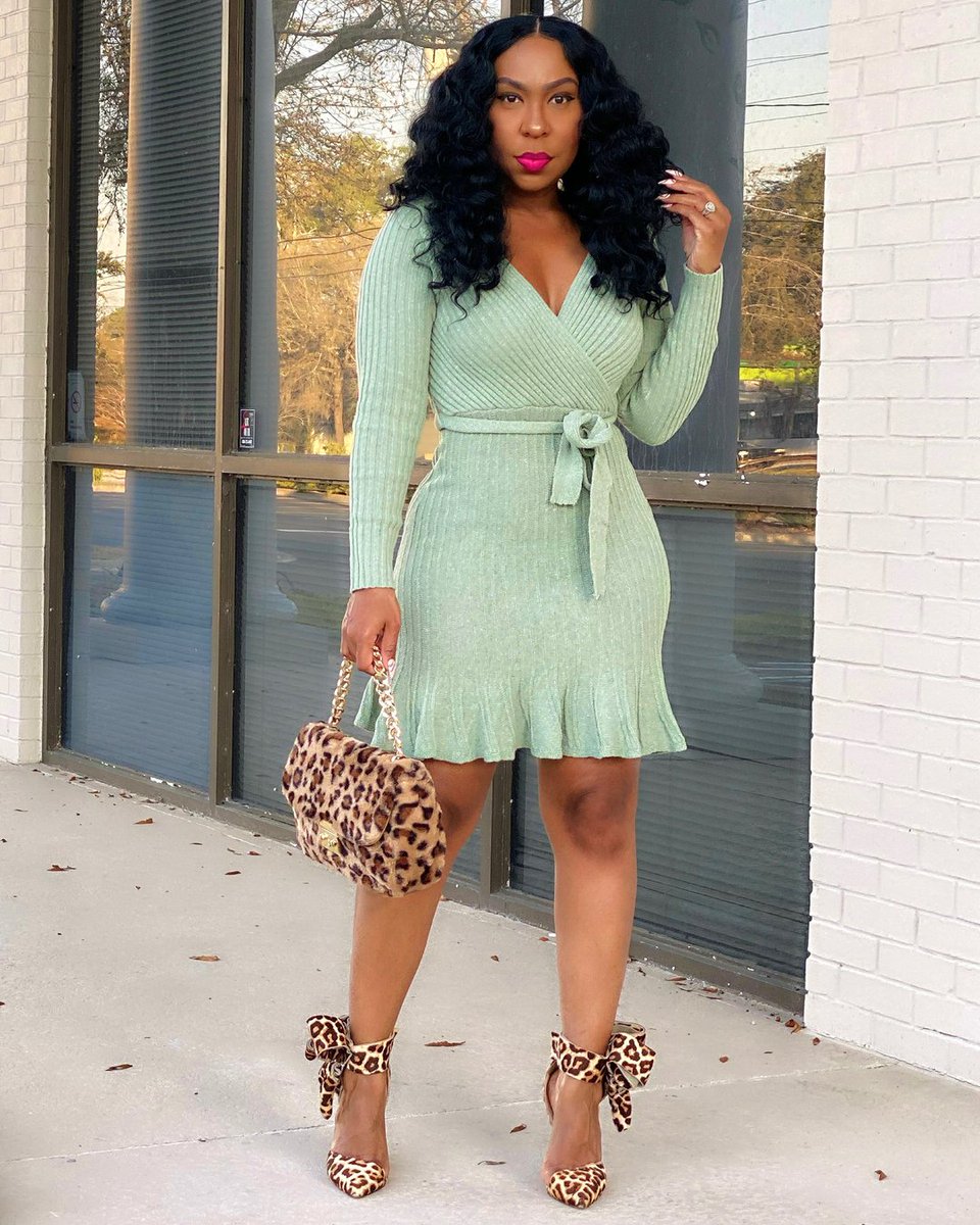 superstyleguide's tweet image. Another super cute look to close out National Pistachio Day! The Antoinette Dress. 
Tag all your friends name Antoinette and tell them they need this dress. 
4 colors to chose from.