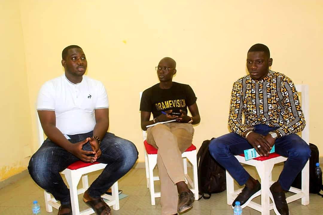 BenbereM's tweet image. En images, le #Cafeblog autour du thème &quot;OuEstMonEtat&quot; avec les jeunes blogueurs de la région de #Mopti dans le cadre du projet #FaisonsNousEntendre.

#Doniblog #OuEstMonEtat