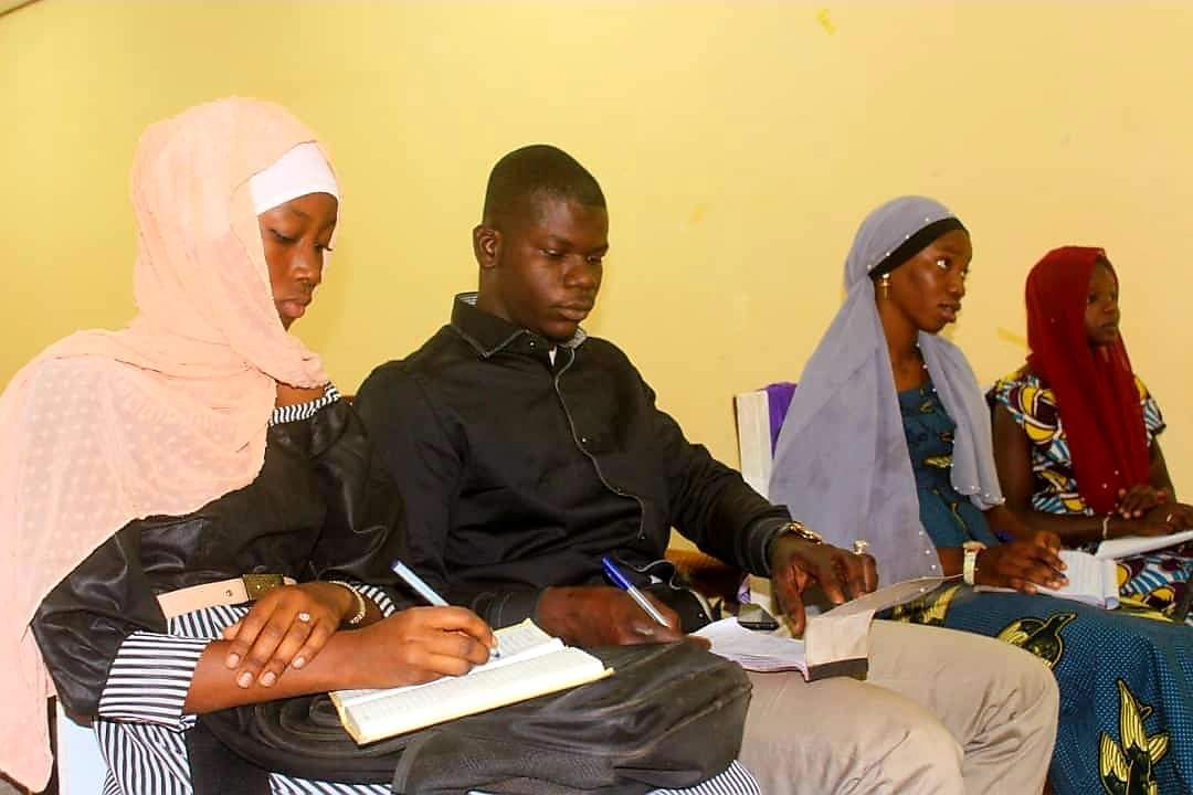 BenbereM's tweet image. En images, le #Cafeblog autour du thème &quot;OuEstMonEtat&quot; avec les jeunes blogueurs de la région de #Mopti dans le cadre du projet #FaisonsNousEntendre.

#Doniblog #OuEstMonEtat