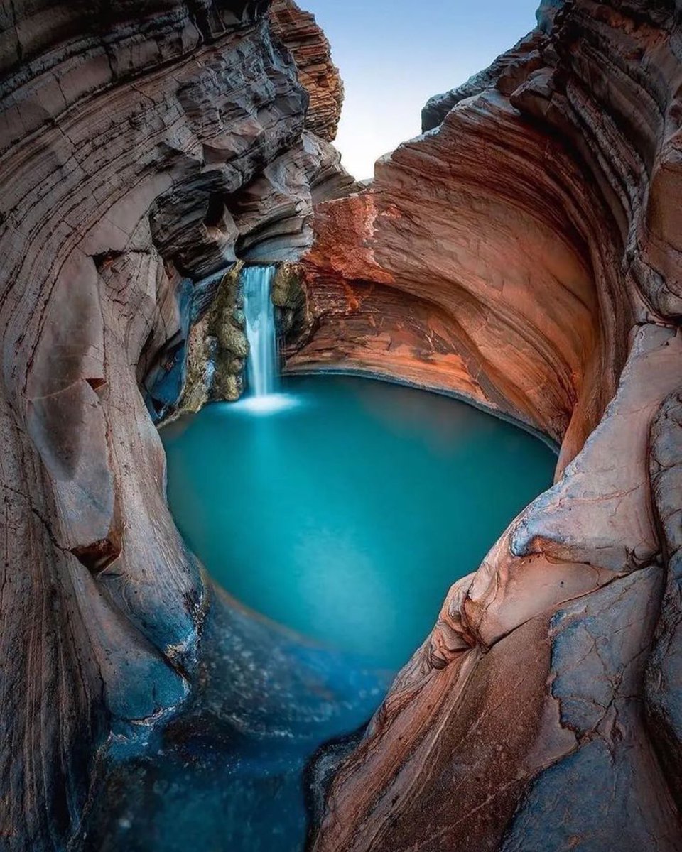 Water is the driving force of all nature.💦 L. Da Vinci.
©️bugsand.  Karijini National Park, Australia 🇦🇺