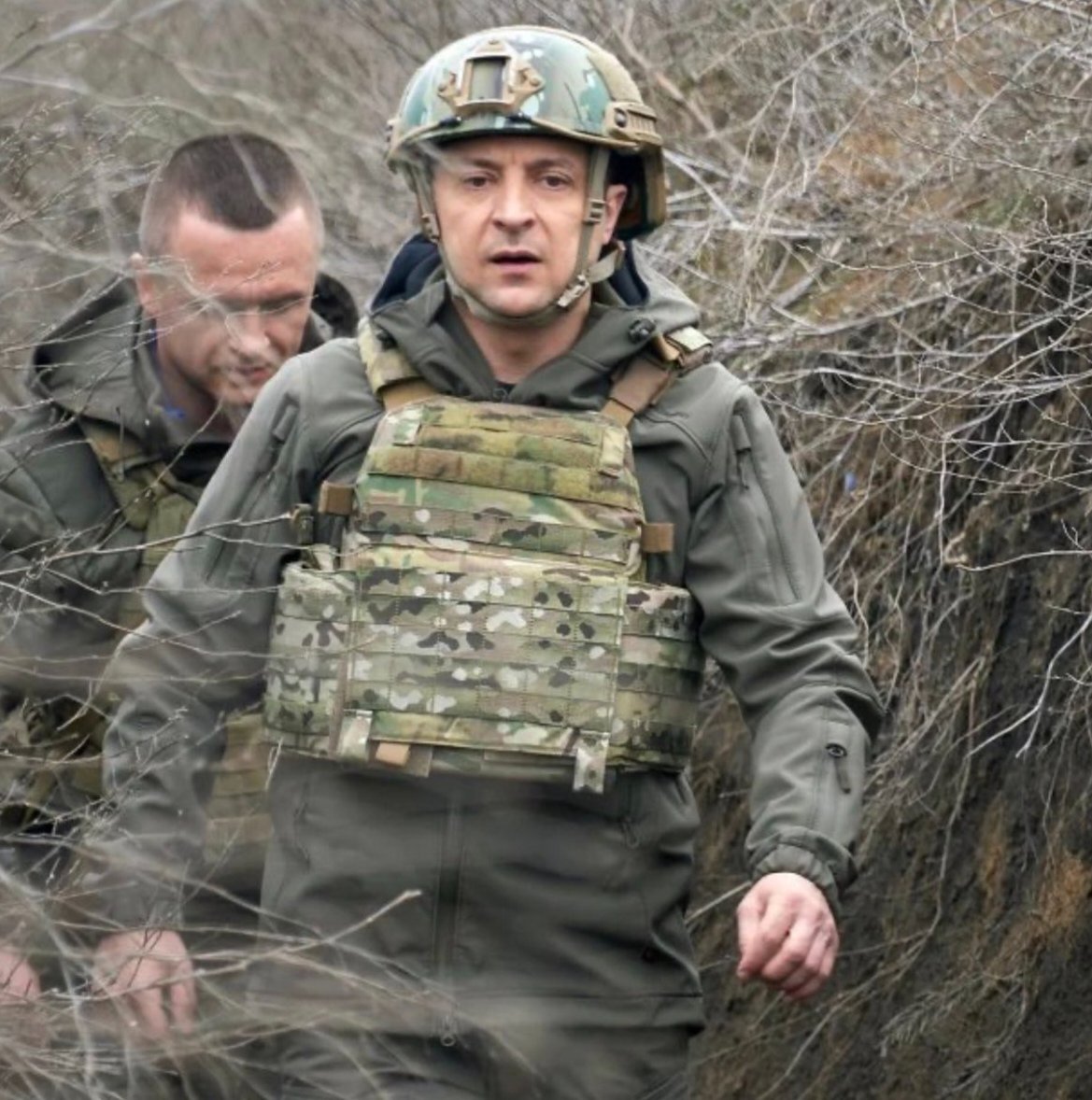 ullahr1's tweet image. From #GrayZone to #Subthreshold warfare to the act of invasion 
#VolodymyrZelensky exhibits real #leadership and stands by principled examples for #Ukrainian nation in this trying time as he is making #history. #WinstonChurchill of #Ukraine with his resolve to fight and defend🇺🇦