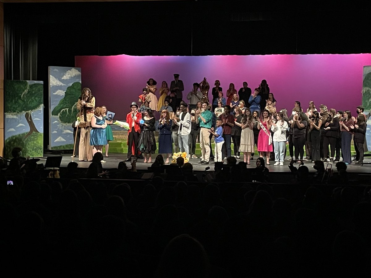 Took my Mom to see <a href="/MCHS_Theatre/">MCHS Theatre</a> perform Big Fish tonight!  It was magnificent, one of my most favorite shows!  Well done!! SO proud! <a href="/mchsmustangs/">Middle Creek HS</a> @wpnewsome89 <a href="/MCHSChoirs/">MCHS Choirs</a>