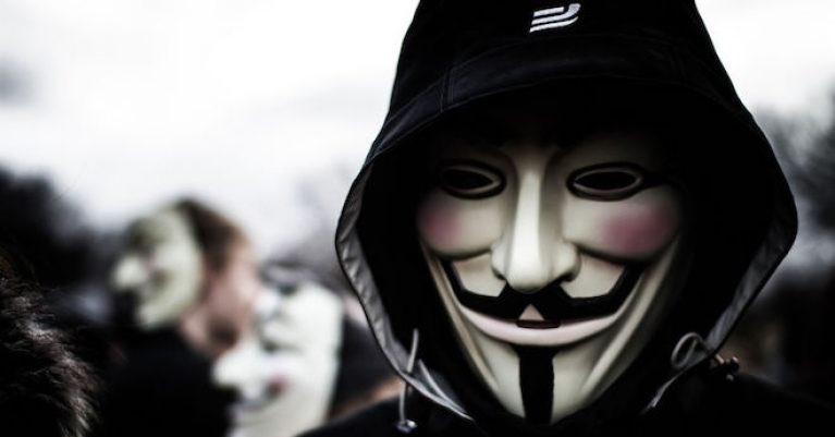 Tim_Burgess's tweet photo. Anonymous have taken out multiple Russian government websites, leaked the entire database of the Russian Ministry of Defence and then broadcast Ukrainian folk songs on Russian state television. 

History will be on the side of the people of Ukraine https://t.co/iN6xRxYU8u