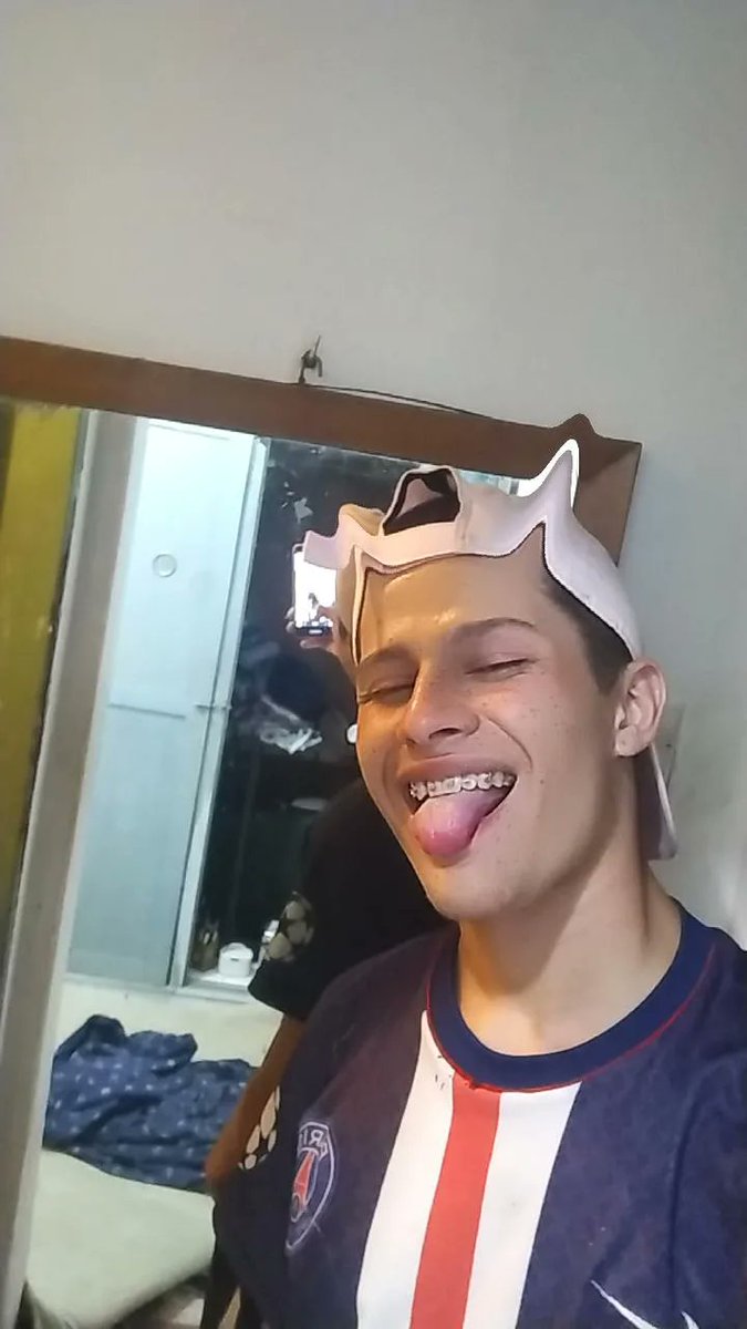 diiniix_'s tweet photo. #LoveByLGBTQs 
tu tem 2 segundos pra me pedir em namoro https://t.co/E6ZdGUvTwT