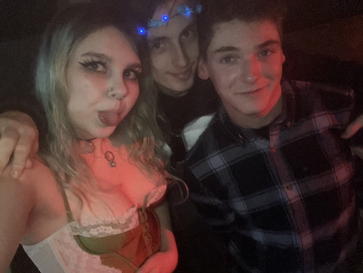 MitchellLeaman1's tweet photo. One of my best nights out https://t.co/A7078xTrjU