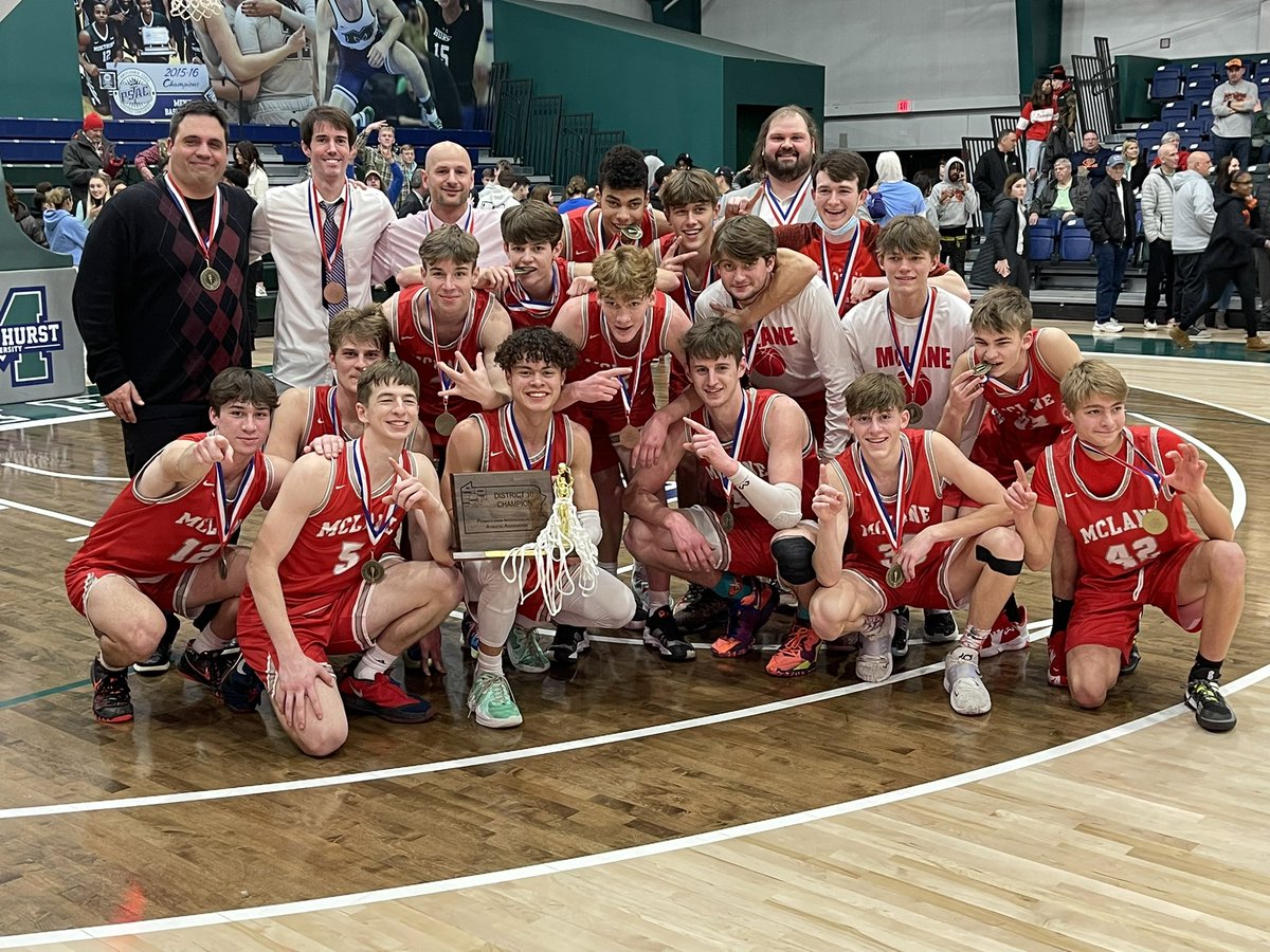 ETNreisenweber's tweet photo. The first four D-10 basketball champions have been crowned! 8 more teams earn a trophy next week! https://t.co/qsxTCG4r17