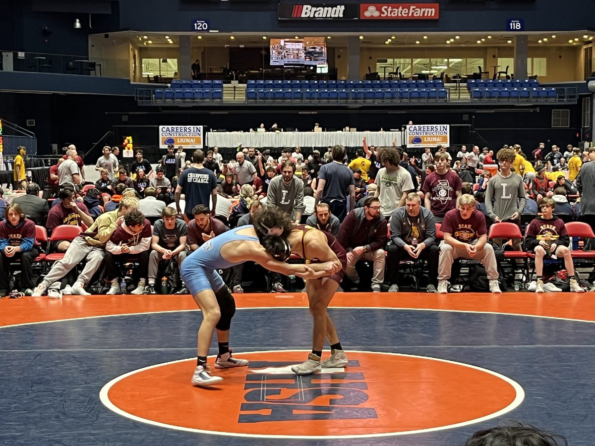 FrankMirandola's tweet photo. .⁦@PHSWrestling6⁩ battled to an ⁦@IHSAState⁩ 4th place finish! This is the best ever finish for ⁦@KnightsofPHS⁩. Congrats to all the athletes, coaches, and parents on this historic season. Time to make room for the 🏆 on the bus! #EveryKnight https://t.co/B59xxqPOWw