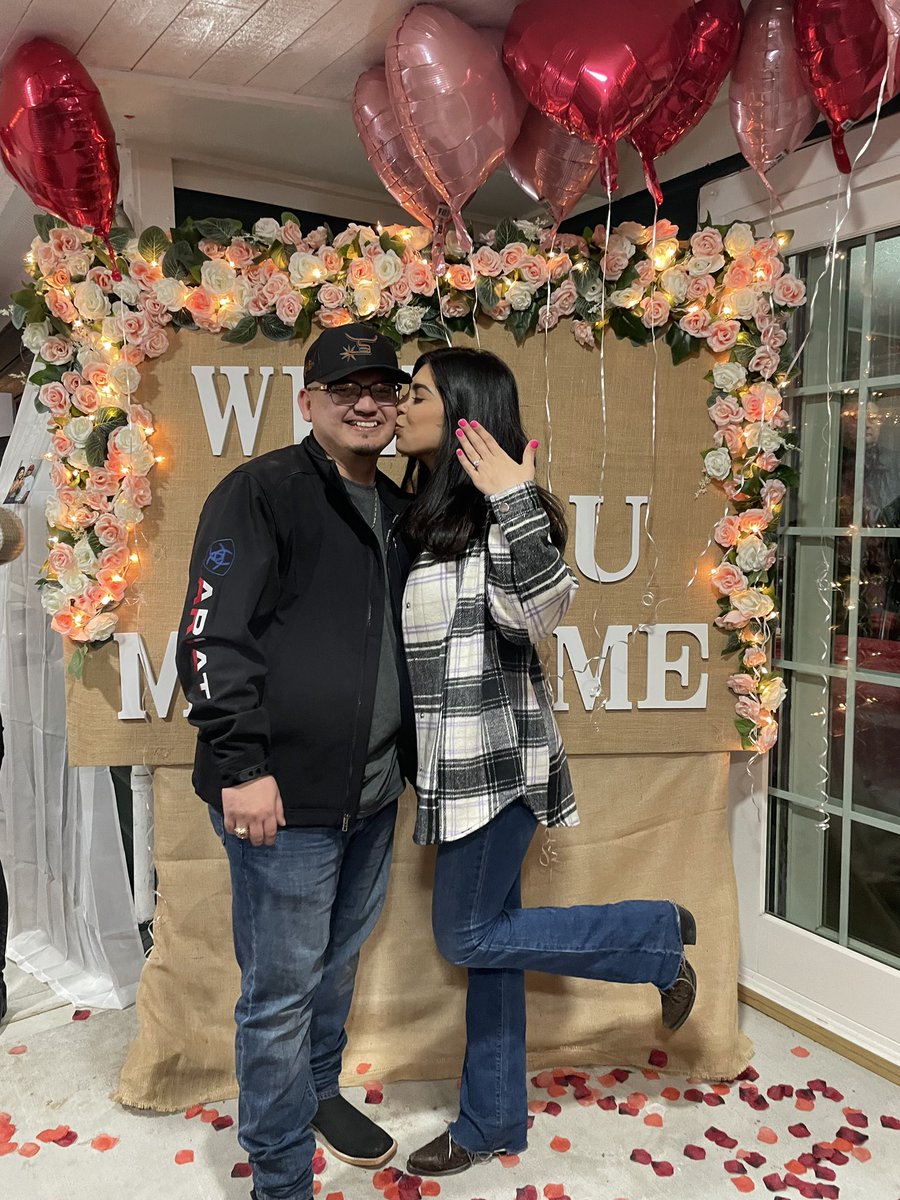 YungMig's tweet photo. SHE SAID YES!!!!! https://t.co/peJHR5eAwk