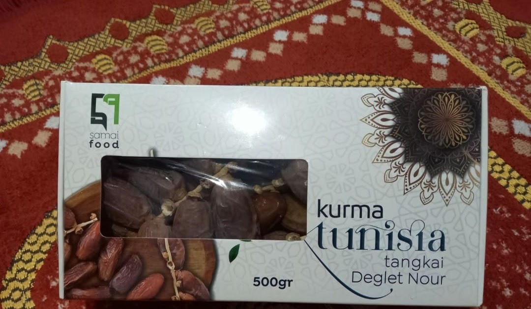 Syukmagroups's tweet photo. Kurma Tunisia Tangkai Deglet Nour 500 Gram Samai Food https://t.co/bKK3mepAPl https://t.co/ycHIkw0J95