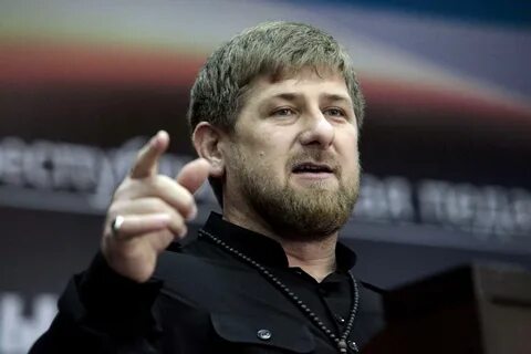 Рамзан кадыров дал. Рамзан Кадыров прическа. Кадыров Рамзан Ахматович. Кадыров меня родила женщина.