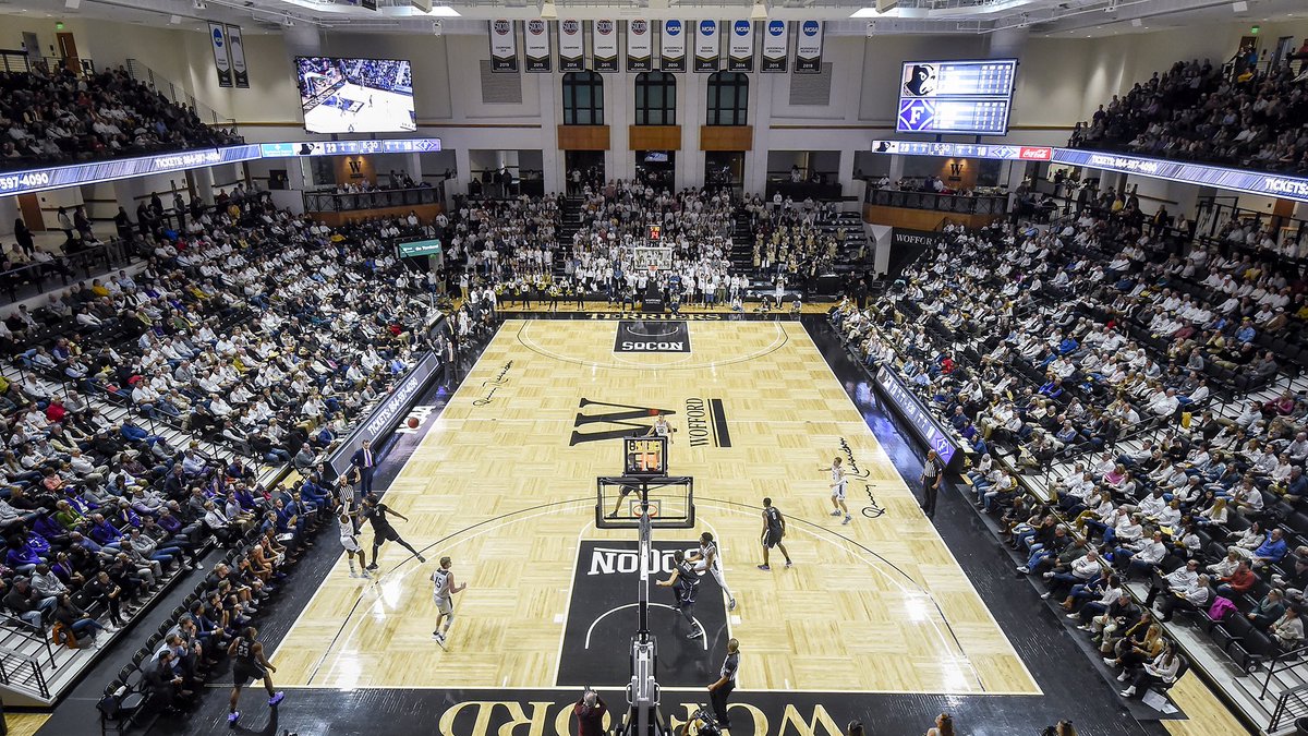 boyles_murray's tweet photo. Blessed to receive an offer from Wofford College! Thank you @CoachJMcAuley  and the Wofford staff!! https://t.co/8jh7dXnEjN