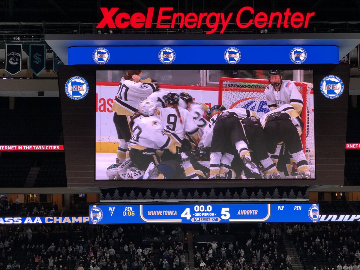 AHSchools's tweet photo. Congratulations to the @HuskiesHS @andovergirlshoc team on winning the Class AA @MSHSL State Championship with a 5-4 win over Minnetonka Saturday night! #AHSchools #AHProud https://t.co/f8VWFIeYhR