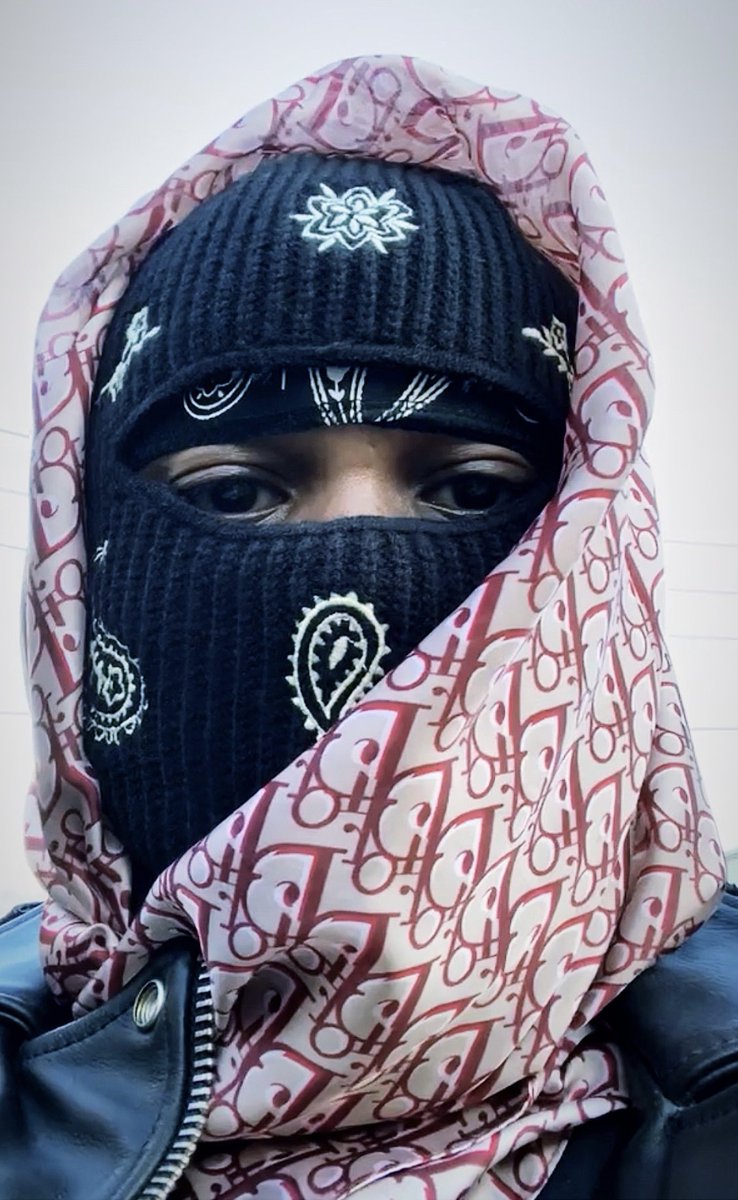 F  O  C  U  S tweet media