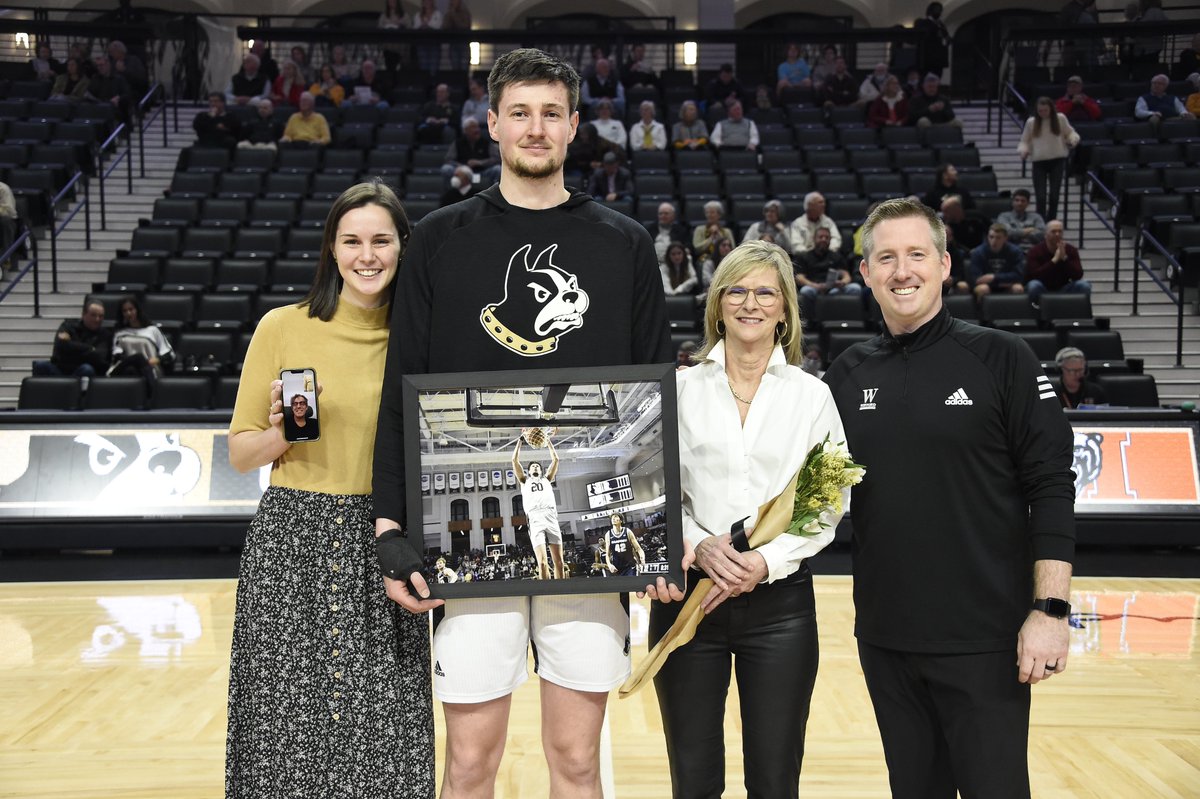 Wofford Men's Basketball tweet media