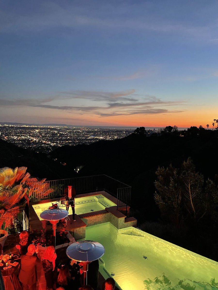 BullishNukes's tweet photo. My view tonight

Enjoy your night everyone!🥂 https://t.co/AI59bLp6KC