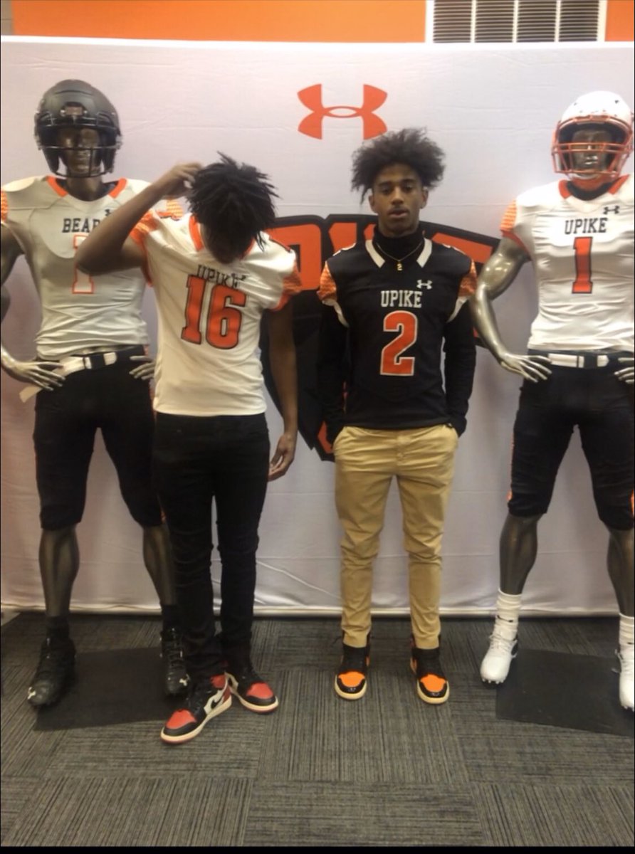 DevinPryerr's tweet image. Visit at The University Of Pikeville 🧡

- @UPIKEFOOTBALL @UpikeAthletics @CoachCBoyle @CoachJiggs @JordanCarson300 

Thank you guys for having us !