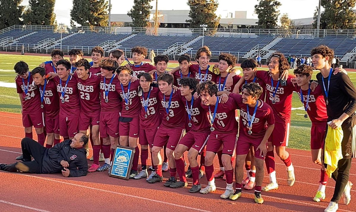 TreyWBlock's tweet photo. Back-To-Back CIF Champions! @CIFLACS @shermanoaksces #soces https://t.co/Yp6xW9aPkZ