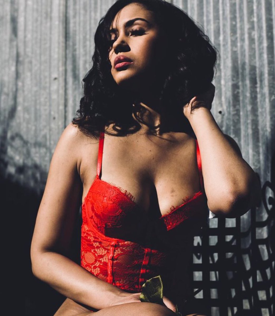 Sona 🦋 (@therealxxsonax)  X