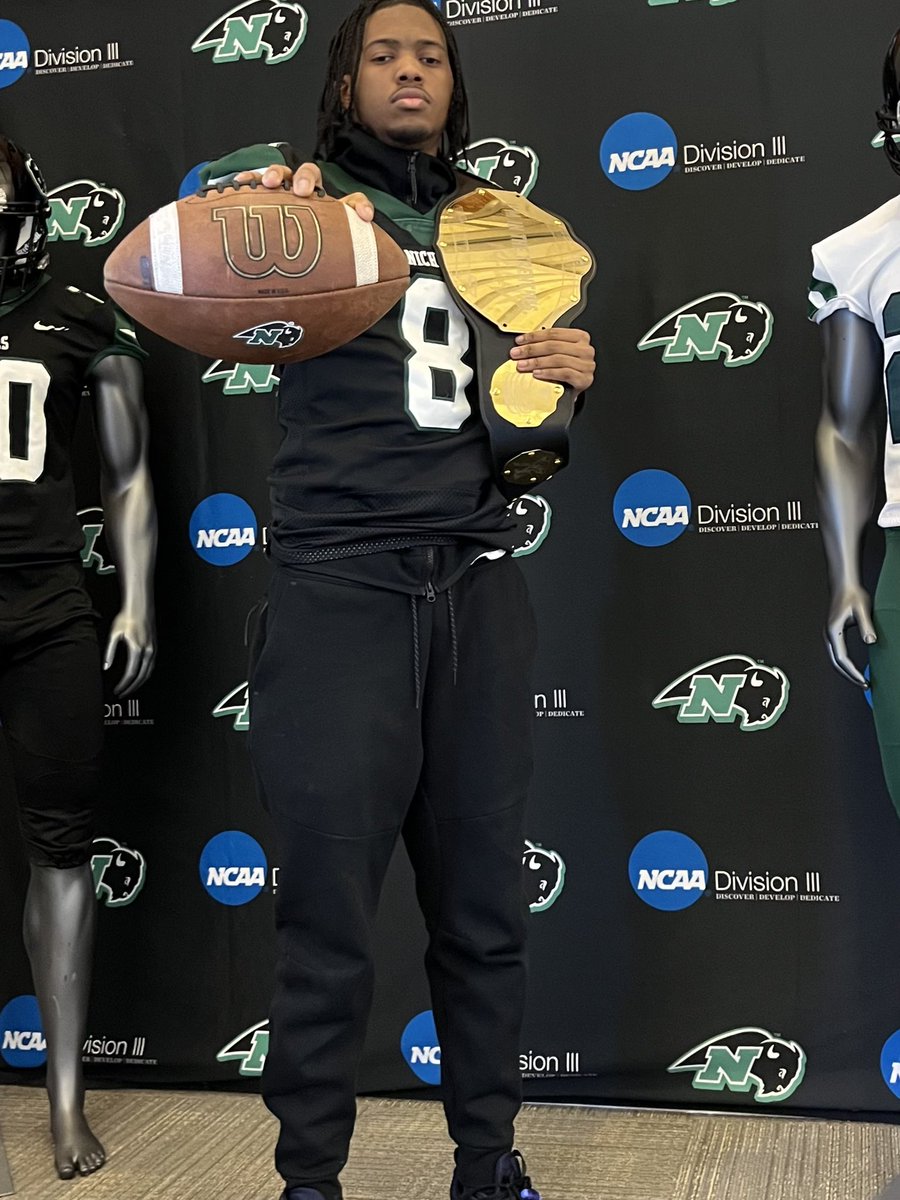 Zy.dinero tweet media