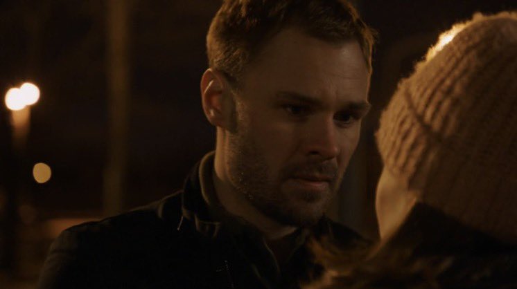 burzekthinker's tweet photo. 4x14 • 7x04 https://t.co/fTlj2vE3lT
