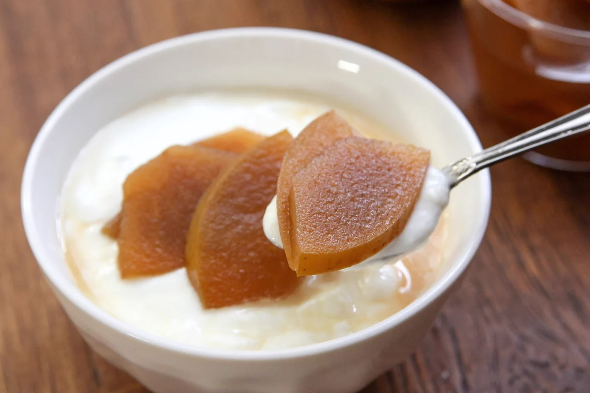 カラメルのような深い香りが加わり美味しくなる？！とっても美味しそうな「りんご」レシピ！