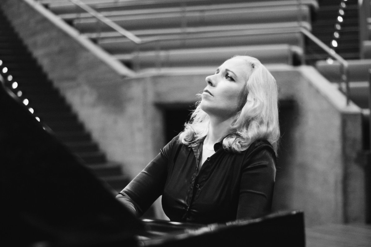 Today is the day of <a href="/TStefanovich/">Tamara Stefanovich - Pianist</a>'s recital at the <a href="/southbankcentre/">Southbank Centre</a>. At 3pm GMT Tamara begins her three recitals in one day programme exploring the sonta, featuring works by #Bach, #Busoni, #Ives and #CPEBach.

ow.ly/JP4A50HtS8c