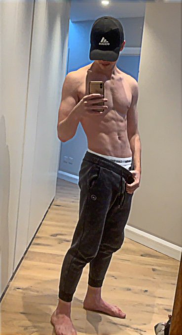 Low quality pics always look good!

Link in bio.

#onlyfans #horny #sext #gay #twink #nsfwtwt #snap #18yearsold