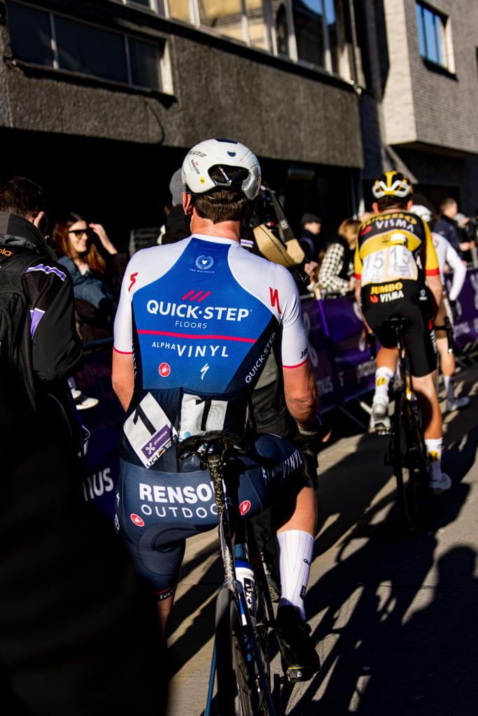 RensonWorldwide's tweet photo. First spring cycling vibes in Flanders yesterday in the @OmloopHNB - now heading to @KuurneBxlKuurne
Renson, proud partner of @qst_alphavinyl #ohn2022 #KBK22
📸 @BeelWout https://t.co/oqSk8fWUdU
