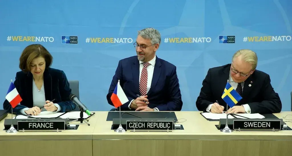 Non #NATO countries near #Russia like #Sweden and Finland, have started to feel the ages-old security dilemma vis-à-vis the so-called Russian threat on their borders, writes Eşref Yalınkılıçlı
#UkraineRussiaCrisis 
<a href="/Eshref_Bei/">Eşref Yalınkılıçlı- Эшреф Я.</a>
Read full text
buff.ly/3rUrJGE