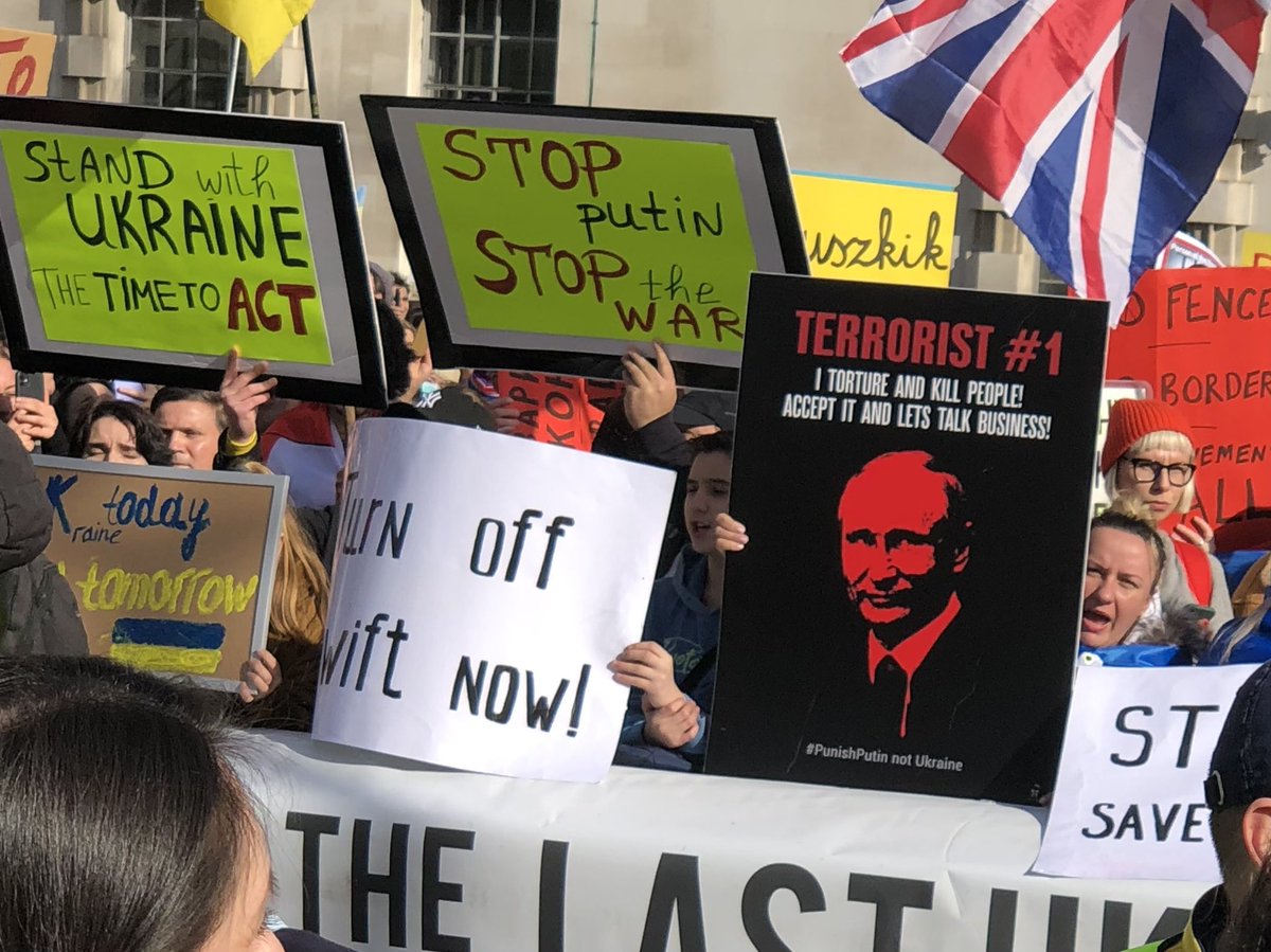 SarahWraight's tweet image. #StandWithUkriane #solidarityWithUkraine #StopRussia #StopPutin #StopWar #StopWarInUkraine