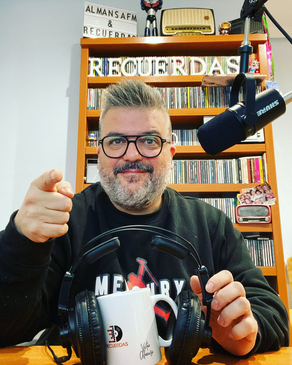 La música del recuerdo suena un domingo más en <a href="/recuerdas_net/">Recuerdas.net</a> . <a href="/victoralmansafm/">VictorAlmansaFM</a> te pone las canciones del pasado que nunca pasan de moda. Conécta con <a href="/recuerdas_net/">Recuerdas.net</a> en su App gratuita o en su web recuerdas.net #Recuerdas #LaTazaDeRecuerdas #Almansa