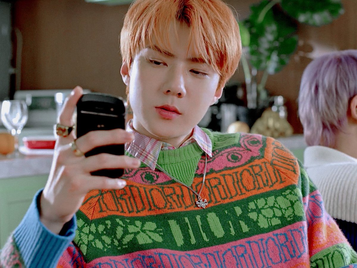 oh sehun pic tweet media