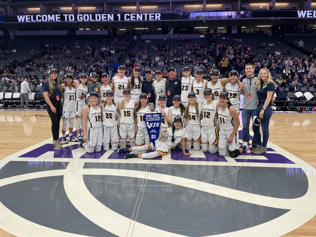 cifsjs's tweet photo. And we have our D1 champions… congratulations to the Oak Ridge Trojans https://t.co/ytUGpW8YMN