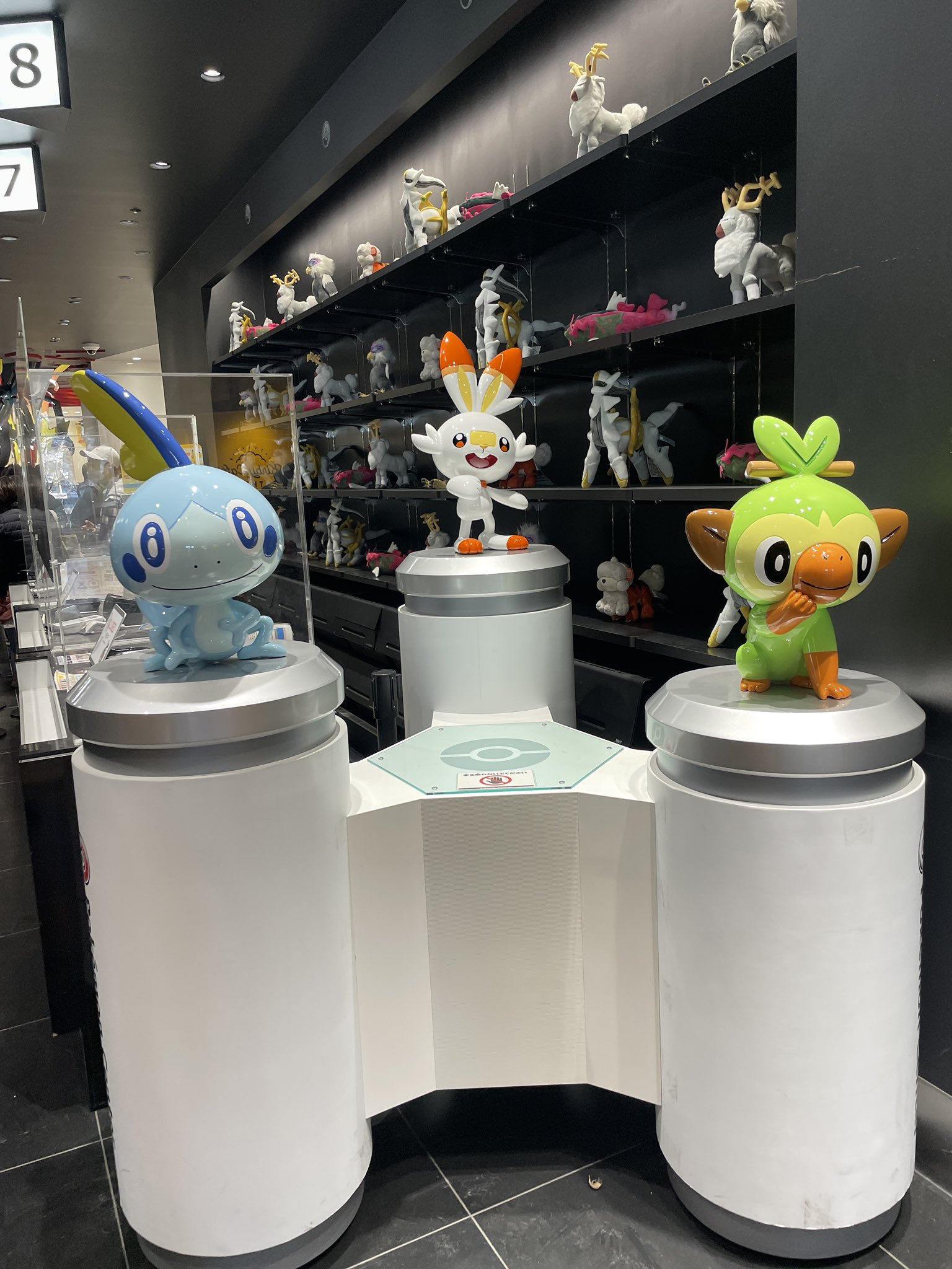 Stiインプ乗り Dqw ポケモン歴5ヶ月目に入る自分がアルセウスクリア これでイーブイ シールドと3作目のクリアです いずれも図鑑コンプリートしてないのですが 次はソードやってみます メッソン進化させてないから メッソン選んでシールドに送るかな
