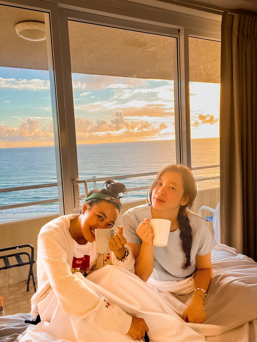 Vacation with bestie 💜