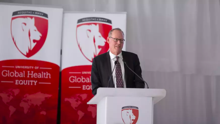 'The best way to honor Prof. Paul Farmer's legacy is to continue the efforts of equity, social justice, love of &amp; kindness to the very poor &amp; vulnerable within our societies' Vice Chancellor <a href="/agnesbinagwaho/">Agnes Binagwaho</a> encourages #UGHE family. #PaulsPromise. Read more
ughe.org/ughe-remembers…
