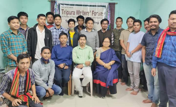 TripuraWriters's tweet image. The First general meeting of Tripura Writers' Forum was held under the chairmanship Mrs. Rani Tripura, President of Tripura Brwi Buthu, in presence of Shri Birendra Tripura, Hon'ble Naran, Tripura Dopha on 20 February 2022 at Krishnanagar, Agartala.

#TripuraWritersForum
