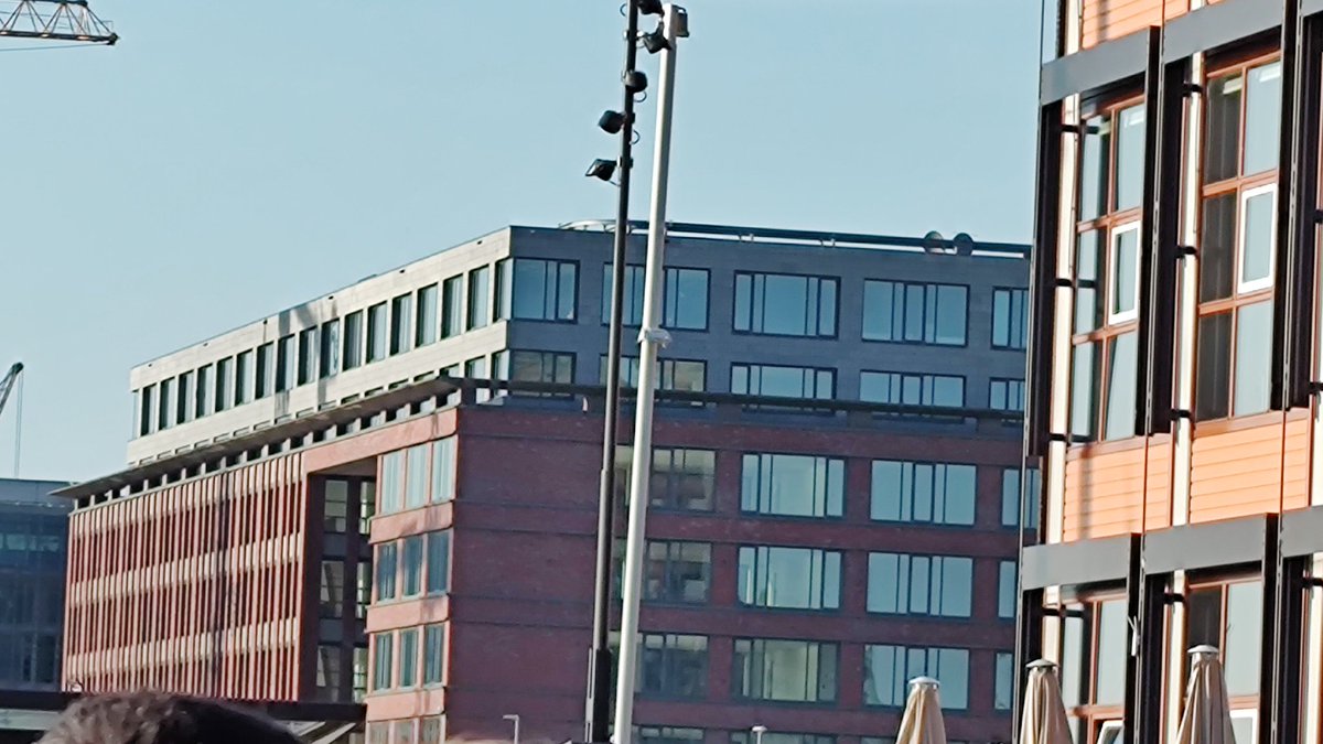 kiswum's tweet photo. Dit was vroeger the-place-to-be voor alle nerds uit de Benelux.
#Amsterdam #ndsmwerf #HQ #Nerds #Tweakers #HardwareInfo https://t.co/9TsAh8Js58