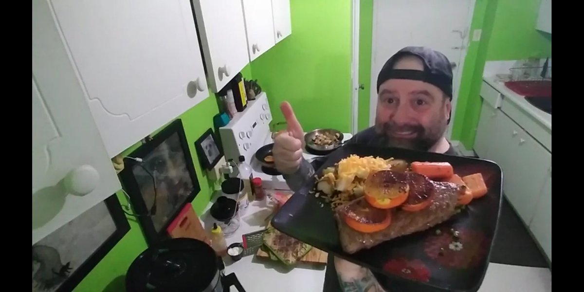 JACKACK7's tweet photo. Pre-edited YouTube clickbait. #JackAckman #YouTube https://t.co/Q9RsJyv3SD