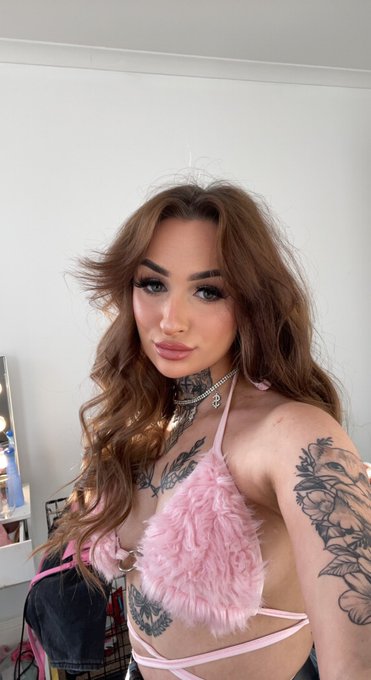 couple cocktails yesterday :) https://t.co/3UNrbejQOH