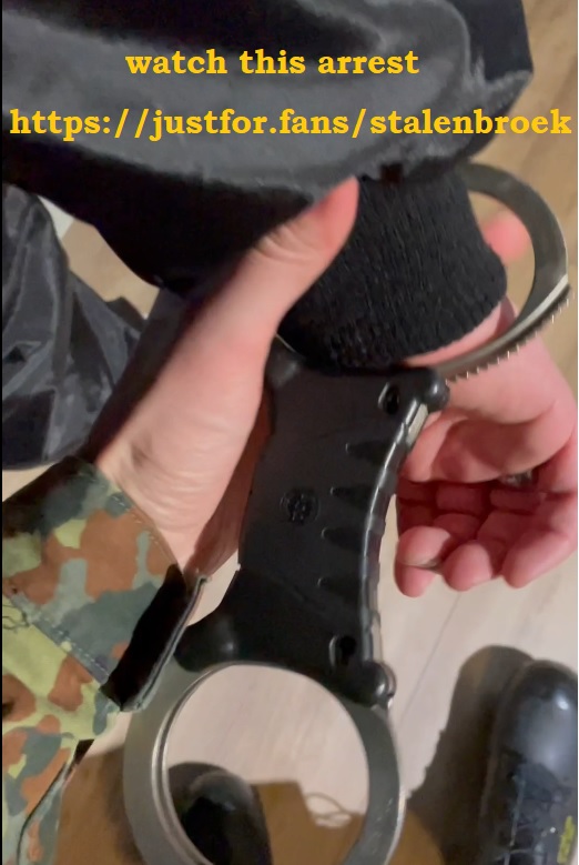 stalenbroek's tweet photo. I got geared and arrested my my Master again, I can't resist the sound of those speedcuffs..... whoa
#speedcuffs
#handcuffs
#arrest
#handboeien
#tchhandcuffs https://t.co/2Jv8ByRFS9