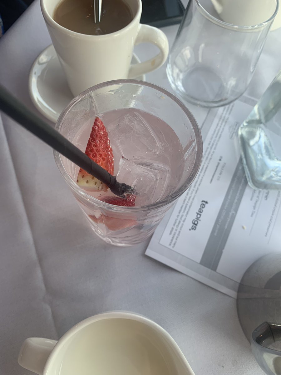 missycx's tweet photo. @marcopierrewhit @mpwrestaurants 
The Love Story Iced Tea came out with a mouldy raspberry, We had to ask for our tea and coffee coz they had forgot to bring it! we had to use the other end of our USED forks as trying to get staff attention NIGHTMARE! https://t.co/u3yJIHSZgg