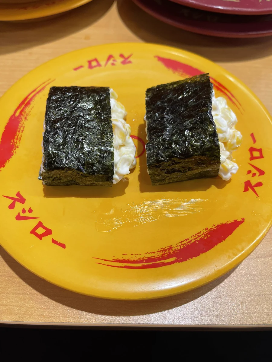 ダジャレが現実に？スシローでマヨコーンが真横ーンにwww